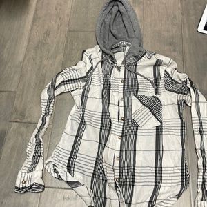 White and black button up shirt with hood, size small for juniors.